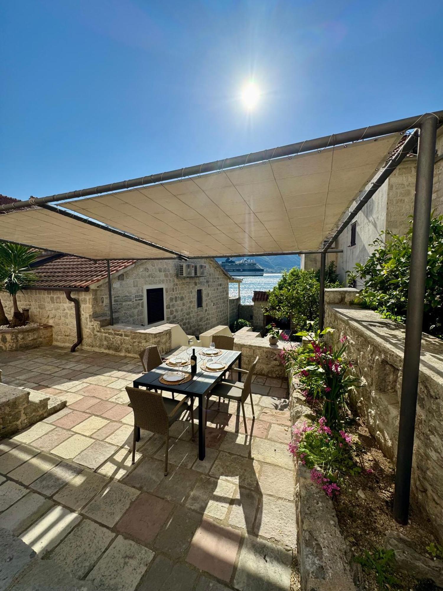 Apartments Radonicic Kotor Exterior photo