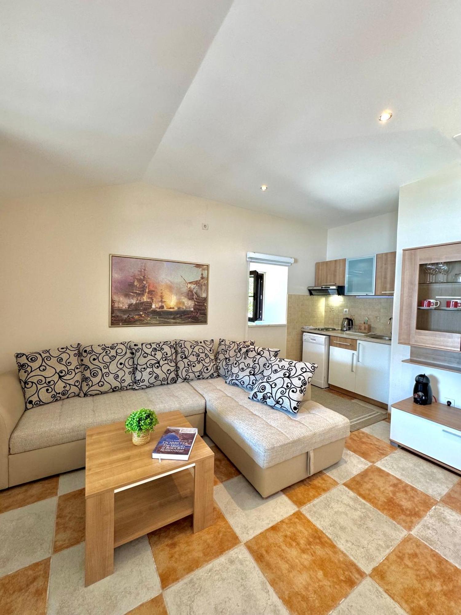 Apartments Radonicic Kotor Exterior photo